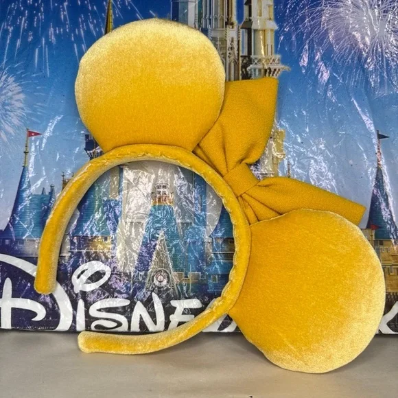 Disney parks saffron yellow Winnie the Pooh velvet fall Minnie Mouse ears - Picture 2 of 2